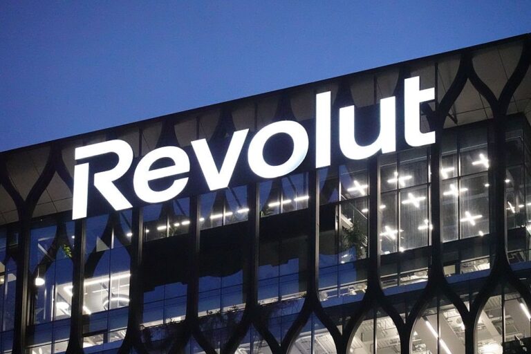 Revolut obtient une licence bancaire complète au Royaume-Uni : qu'est-ce que cela signifie pour les clients ?