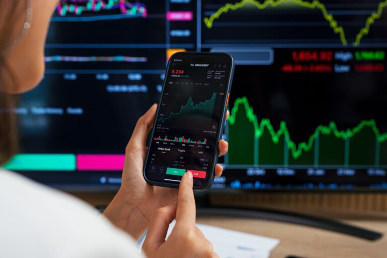 Classement des meilleures plateformes de trading pour les investisseurs britanniques – comment se comparent-elles ?