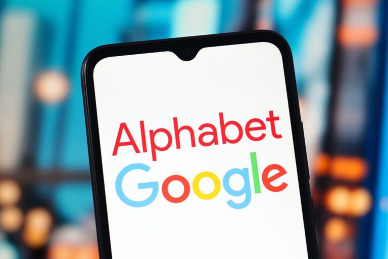 Faut-il acheter des actions Alphabet après une augmentation de capital de 80 milliards de dollars ?