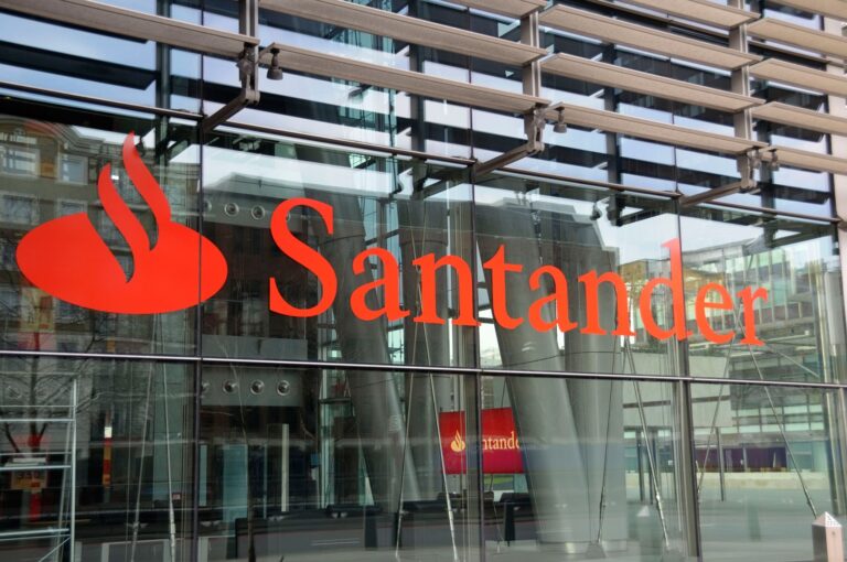 Santander lance un compte d'épargne régulier à 8 %, leader du marché – est-ce que cela en vaut la peine ?