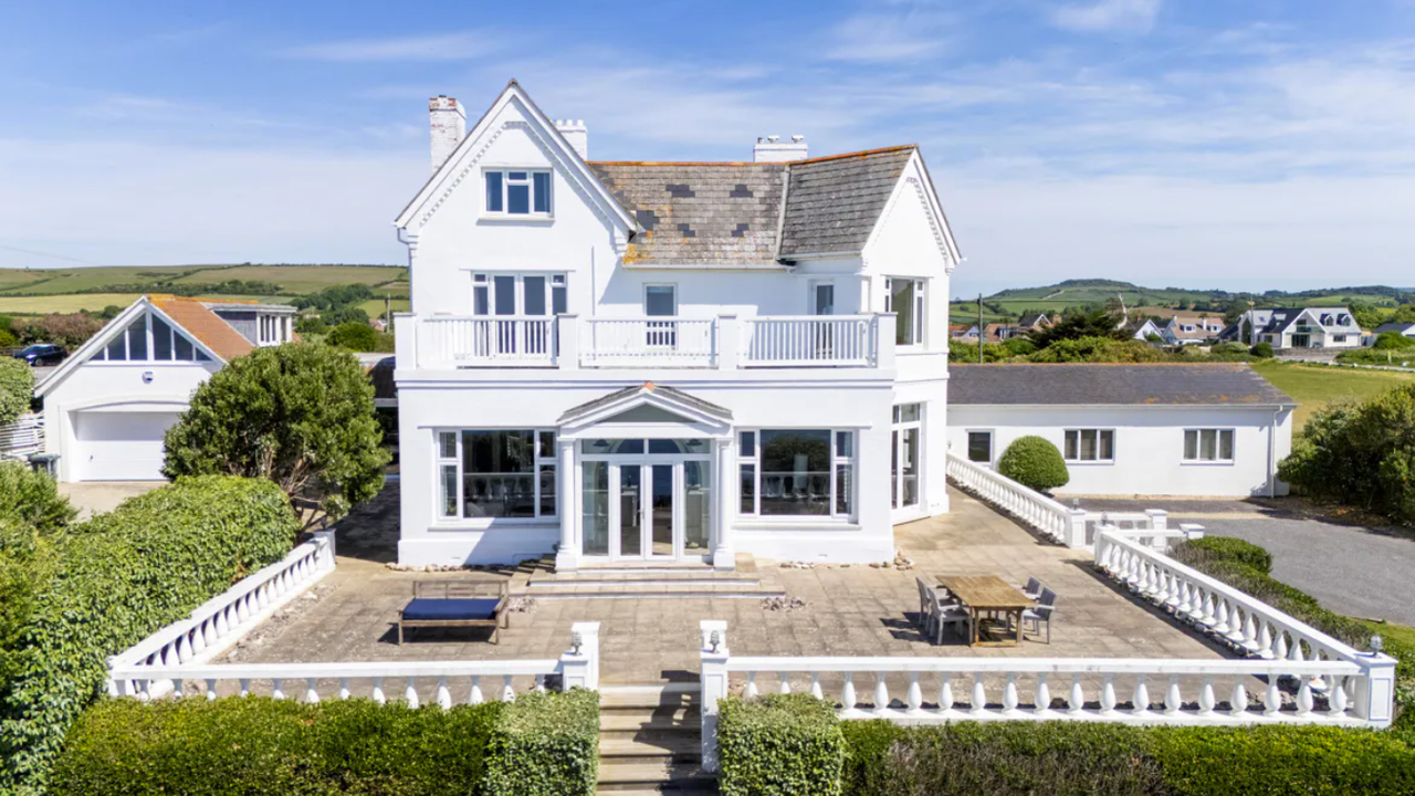 Barton Olivers, Burton Bradstock, Bridport, Dorset