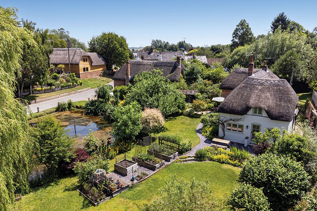 Maisons à vendre avec étangs fauniques : Pond Cottage, Wilton, Marlborough