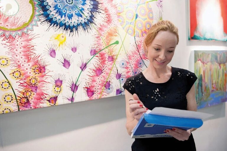 Qui finance l’art émergent et les artistes qui le créent ?