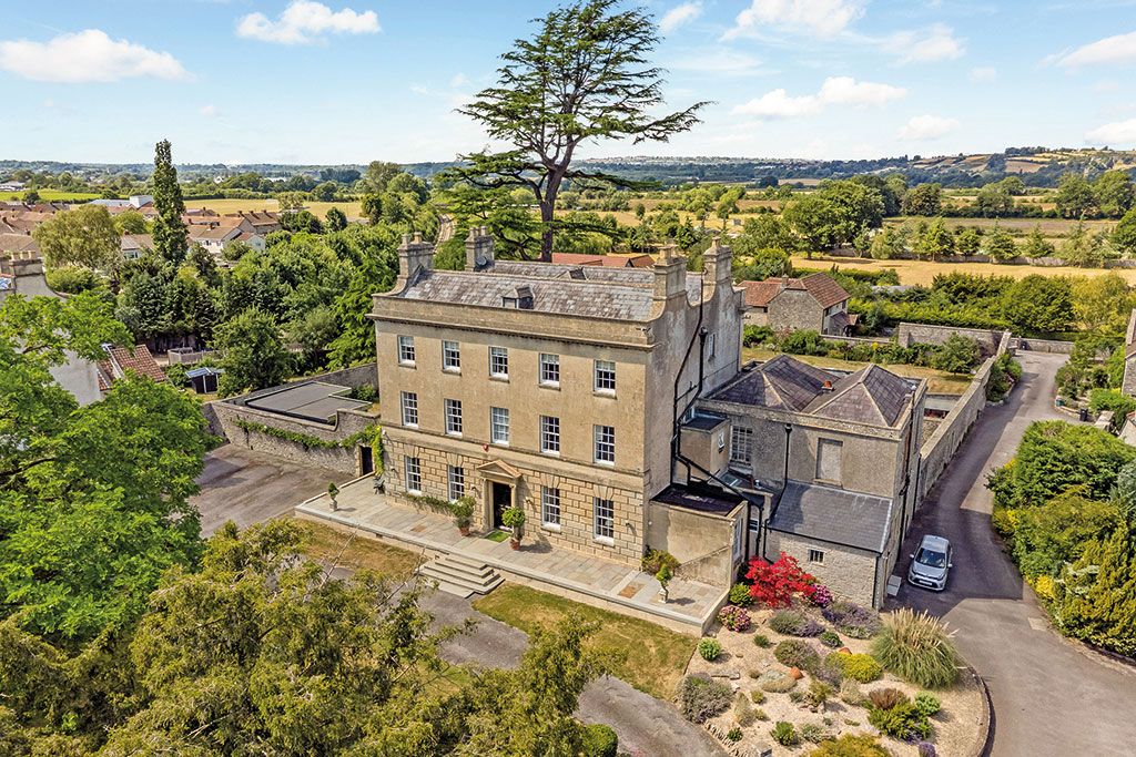 Maisons à vendre avec jardins clos : Saltford House, Saltford, Somerset