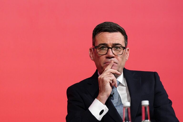 Les travaillistes pourraient-ils supprimer le triple verrouillage pour financer les services sociaux ?