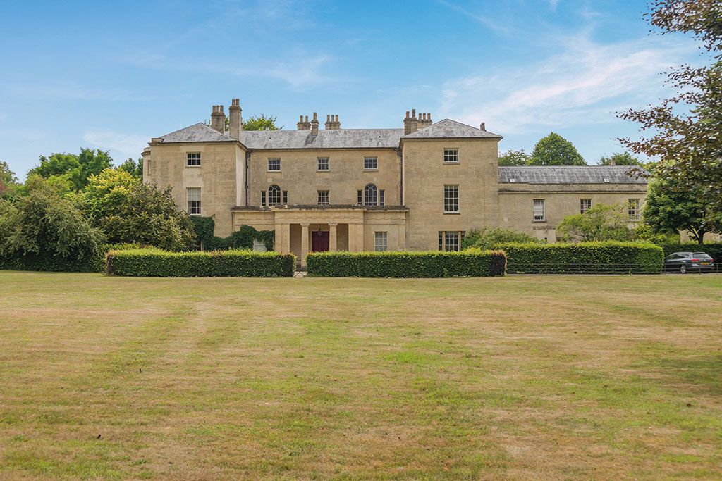 Penthouses à vendre : Penthouse Aile Est, Heytesbury Park, Warminster