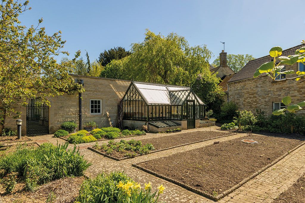 Propriétés à vendre avec jardins potagers : South Luffenham Hall, Oakham, Rutland