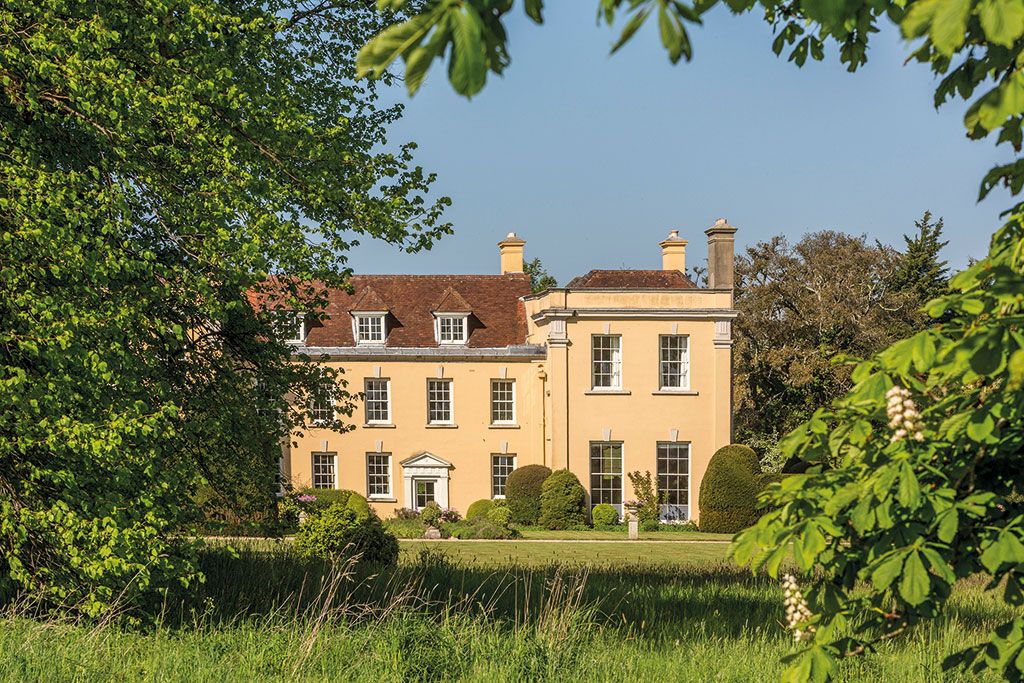 Maisons à vendre avec écuries : Pennington House, Lymington, Hampshire